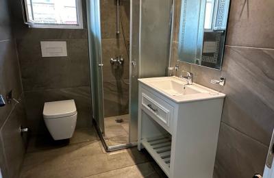 SHITET APARTMENT 2+1 PERBALLE KOMPLEKSIT DELIJORGJI