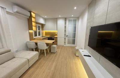 Jepet me qera apartament 1+1 në Selitë